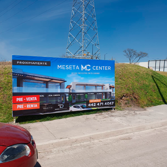 Estructura publicitaria instalada en Querétaro - proyecto 12